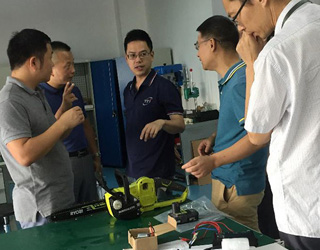 成功與TTI 馬達(dá)測試實(shí)驗(yàn)室達(dá)成電機(jī)測試系統(tǒng)開發(fā)